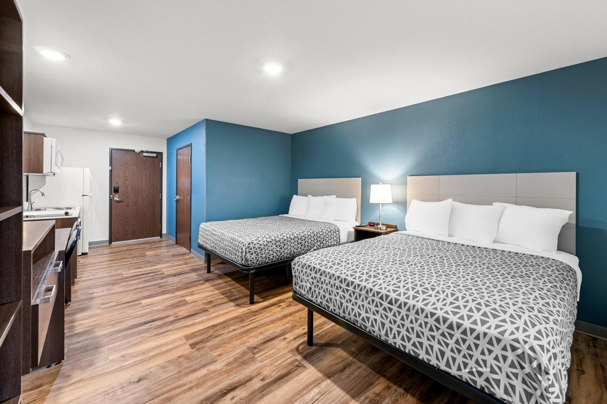 Woodspring Suites Kansas City Airport エクステリア 写真